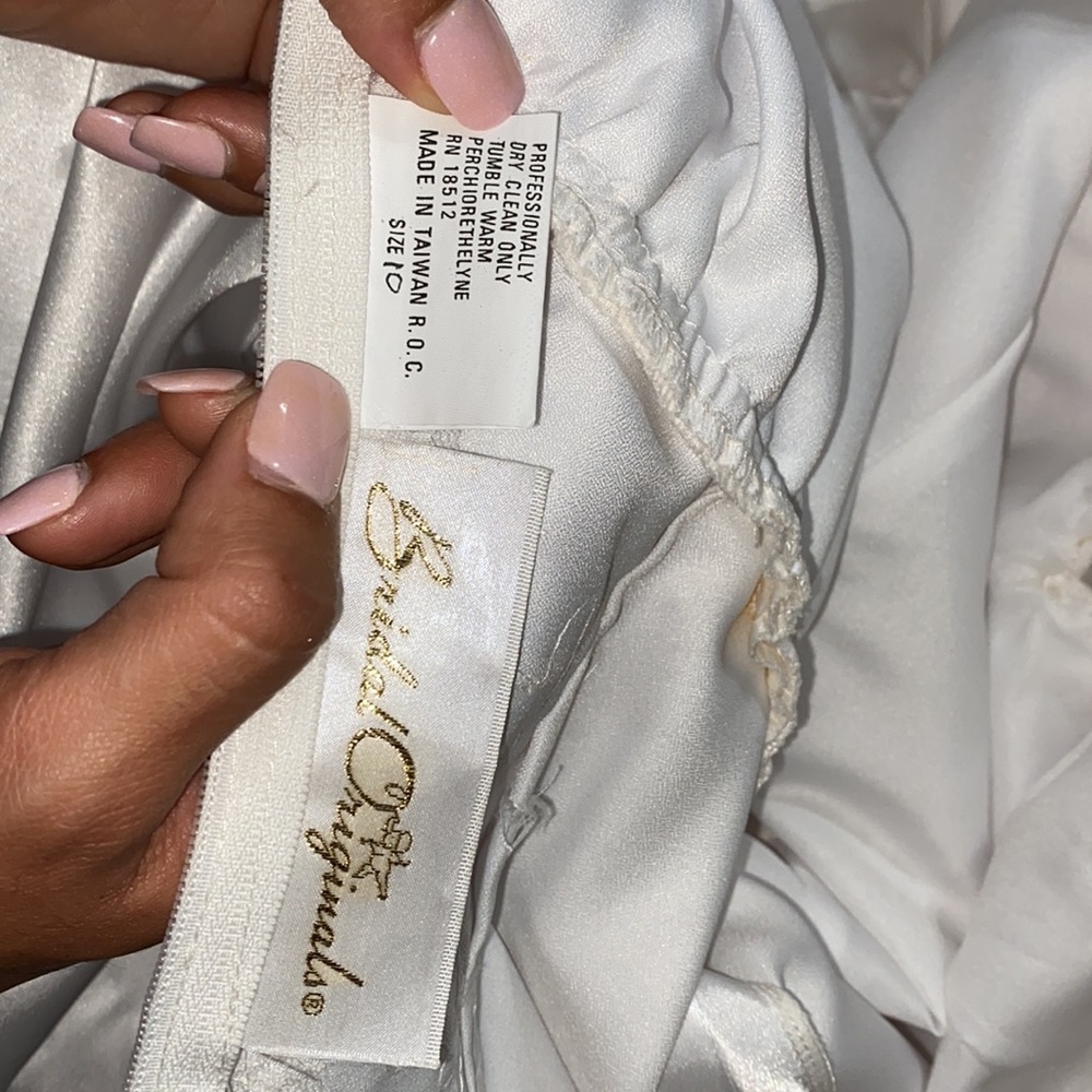 Bridal Originals vintage wedding gown - Picture 9 of 11